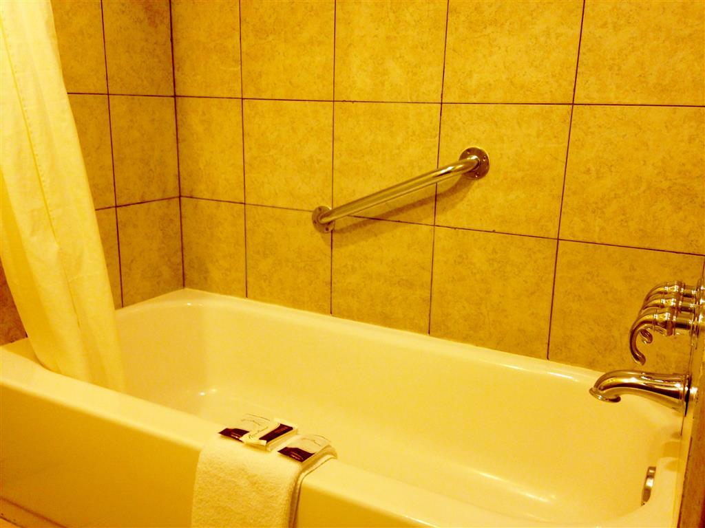 アメリカズ ベスト バリュー イン&スイーツ アルカデルフィア アーカデルフィア 部屋 写真